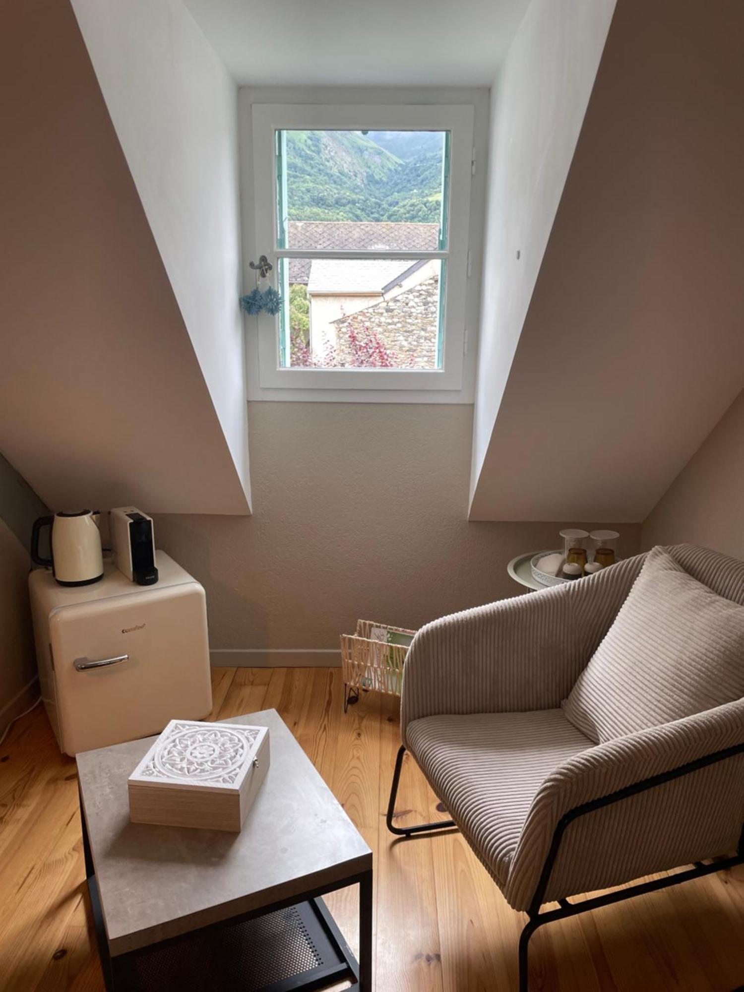 Chambre Suite Entree Independante A Luz Luz-Saint-Sauveur Exterior photo